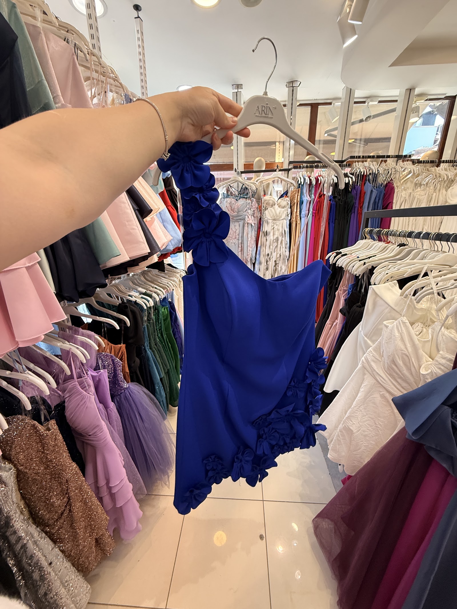 Dinar Butik